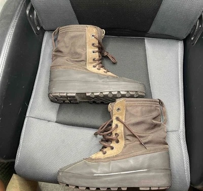 Men's Size 11 Adidas Yeezy 950 Boot Chocolate AQ4830 - Image 1 of 4