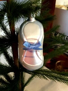 VINTAGE-NUOVO Stivaletto Bimbo Primo Natale Blu/Bianco Vetro Ornamento Germania - Foto 1 di 6