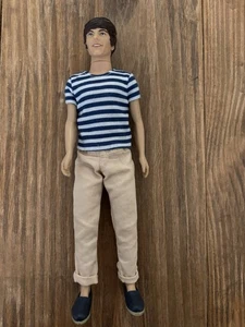 Louis Tomlinson 1D One Direction 2011 Doll Boy Band Pants Blue Striped Shirt - Picture 1 of 14