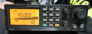 Icom IC-R100 Broadband Receiver - High Quality Wide Range Amateur Radio receiver - Picture 1 of 6