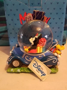 Disney's Mickey Mouse "Minnie's Yoo Hoo" Snow Globe in original box - Picture 1 of 9