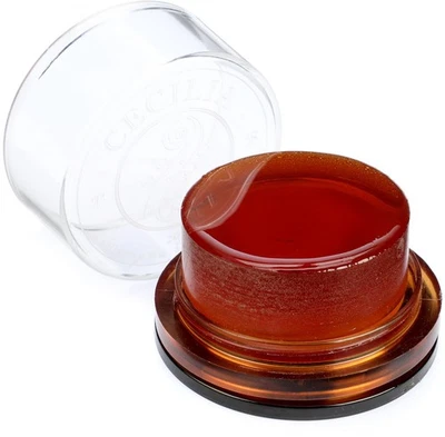 Cecilia Signature Formula Violin Rosin with Spreader - Image 1 of 4