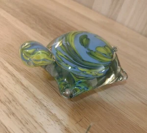 Vintage Kerry Glass Handblown Ireland Turtle Paperweight Swirl Bubbles 3 3/4" - Picture 1 of 8