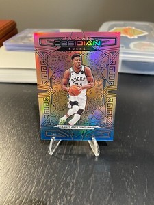 2022 PANINI OBSIDIAN GIANNIS ANTETOKOUNMPO ELECTRIC ETCH NEON FLOOD CASE HIT SSP