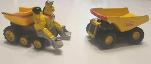 2 Stück Maisto Tonka Muldenkipper (Hasbro, Die-Cast) 2001 und 2005 - Bild 1 von 12