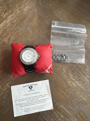 女士 Swiss Legend Karamica 钻石表圈陶瓷手表 34 毫米 — 第 1/4 张图片