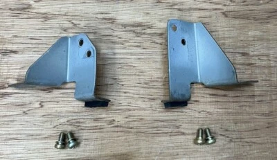 Lexus Is300 2001 ECU ECM soportes y pernos Foto 1 de 2