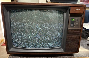 VTG 19" Zenith Space Command Retro Wood Grain CRT TV Gaming SS1913W With REMOTE! - Picture 1 of 15