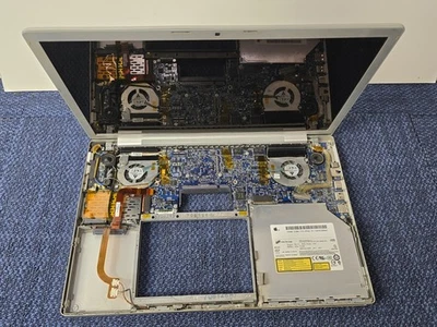 Apple MacBook Pro A1226 15″ Screen  + Chassis Boards | For Parts Only - Image 1 of 4