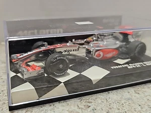 Paul's Model Art Minichamps 2009 McLaren Mercedes MP4-24 L. Hamilton 1:43 - Imagen 1 de 14