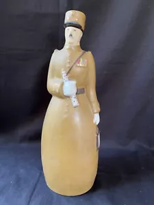 Ancienne figurine ROB J . Bouteille. Soldat rare, fond marqué - Photo 1 sur 9