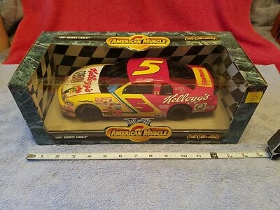 Ertl NASCAR 1997 Terry Labonte #5 Kellogg's Chevy Monte Carlo 1:18 coche diecast Foto 1 de 4