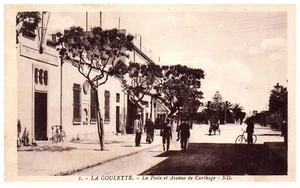 LA GOULETTE La Poste et Avenue de Carthage cartolina inutilizzata c.1930 - Foto 1 di 2
