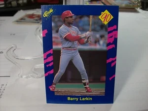 1990 Classic Blue #48 - Barry Larkin - Cincinnati Reds 90-164 - Picture 1 of 2