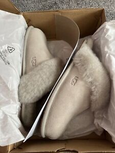 ugg scuffette goat slippers size 6 new