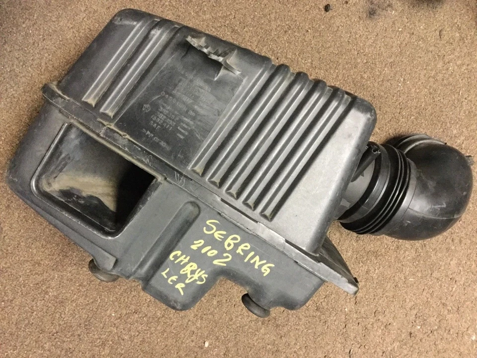 Chrysler Sebring 2002 filtro de admisión de aire caja fabricante de equipos originales Foto 1 de 4