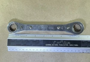 Snap On R2426SA 3/4" x 13/16" 6 Point Zero Degree Offset Ratcheting Box Wrench - Picture 1 of 14