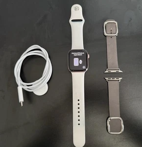 Apple Watch Series 10 42mm Rose Gold Aluminum GPS - Photo 1 sur 4