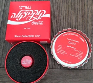 Israele Super COCA COLA TAPPO BOTTIGLIA EDIZIONE GLOBALE 2020 6 grammi $1 moneta argento FIJI - Foto 1 di 5