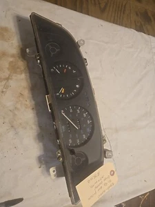 91 92 GEO PRIZM SPEEDOMETER CLUSTER 147k MILES OEM 83010-01060 - Picture 1 of 5