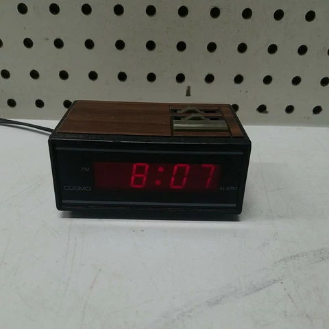 Rare Miniature LCD Digital Alarm Clock Cosmo Time E529B VINTAGE RETRO TESTED !!! Cover