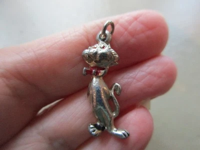 ВИНТАЖНЫЙ HANNA BARBERA МУЛЬТФИЛЬМ СЕРЕБРИСТОГО ТОНА MR JINKS PUSSY CAT БРЕЛОК ПОДВЕСКА - Изображение 1 из 3