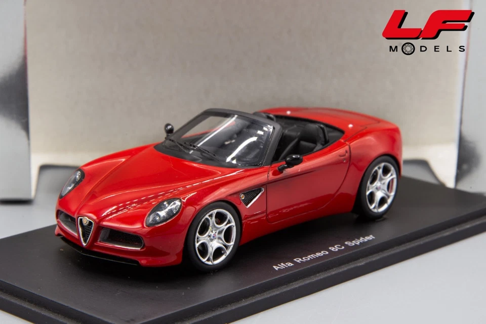 1:43 Alfa Romeo 8c Spider - Spark - Immagine 1 di 4
