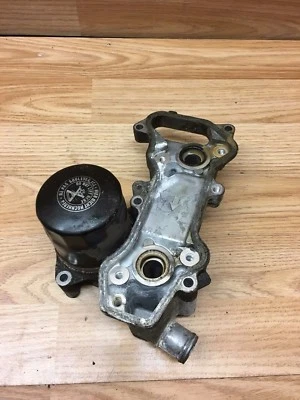 Filtro de aceite de motor Honda CBR600F CBR 600 F3 1996 con soporte de montaje de carcasa Foto 1 de 2