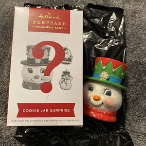 KOC Christmas HALLMARK Keepsake COOKIE JAR SURPRISE Ornament RED Exclusive GREEN - Picture 1 of 1
