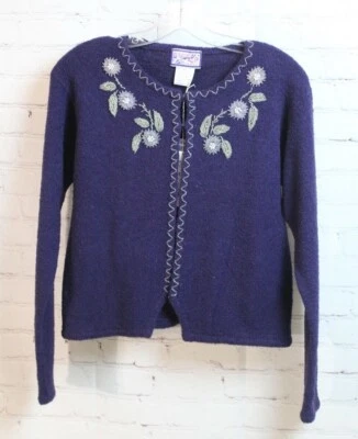 A ~ NUEVO CON ETIQUETAS ~ April Cornell Cárdigan Lana Suéter Con Cuentas Bordado Púrpura Talla Pequeña Foto 1 de 4