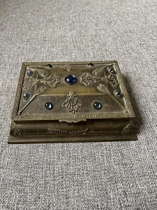 Vintage La Tausca 35” Pearls In Ormolu Metal Jewelry Box Casket W Cabochon Gems - Picture 1 of 7