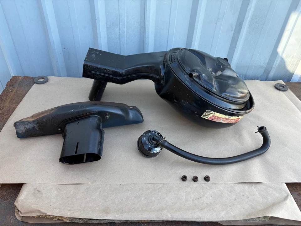 Limpiador de aire baño aceite Ford Truck FT 330 361 391 F500 F600 F700 67-79 Foto 1 de 4