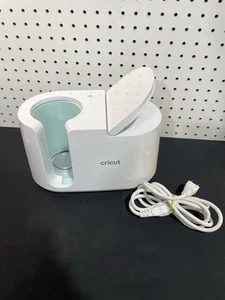 Cricut Tassenpresse 2007804 - nur für Teile / Reparatur - schaltet ein, keine Hitze - Bild 1 von 5