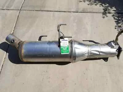 52122429AL Convertidor Catalíc RAM 3500/4500/5500 6.7 Motor Diesel Foto 1 de 4