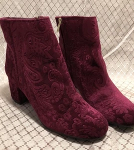 Zigi Soho Nydia Ankle Bootie Block Heel Red Jacquard Brocade Size US 8 - Picture 1 of 10
