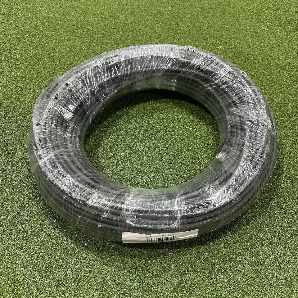 NEW Comprehensive CAT6-250PROBLK Pro AV/IT Cat 6 Patch Cable 250', Black - Image 1 of 3