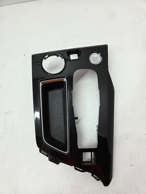 2018 PEUGEOT 3008 GEAR STICK SURROUND TRIM - 9814831877 - Image 1 of 4