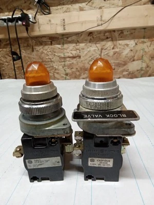 Luz piloto de alta resistencia ámbar General Electric CR2940UX #151F108PR6*CO x2 Foto 1 de 4