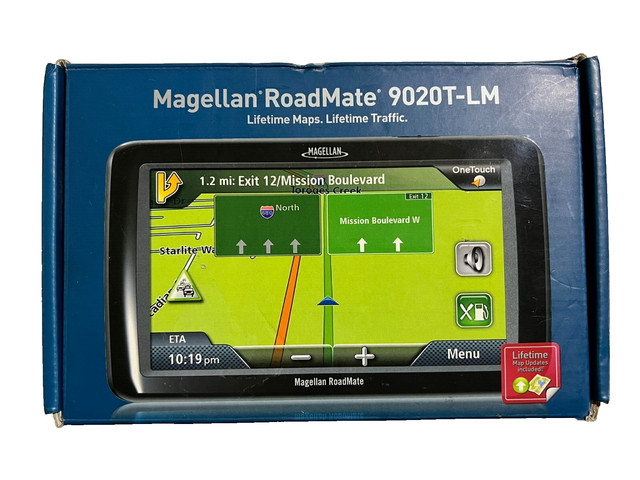 Magellan RoadMate 5220LM 5 GPS Device with Free Lifetime Map