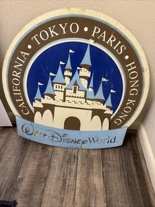 WALT DISNEY WORLD MAIN STREET SIGN CALIFORNIA-TOKYO-PARIS-HONG KONG 100% ORIG - Picture 1 of 8
