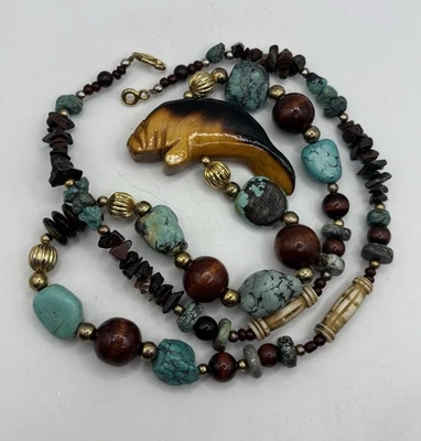 Collar largo de 30 pulgadas tribal boho con cuentas trozo de madera turquesa manatí tallado Foto 1 de 4