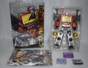 New Transformation toys KFC Toys Eavi Metal Transistor Orange Color In Stock - Picture 1 of 4