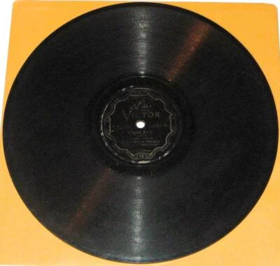 Cuban Orthophonic Victor 32045 Orquesta Pedro Via Carioca SON 78 - Image 1 of 2