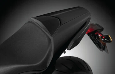 2014-2017 OEM HONDA CBR650F/CB650F Passenger Seat Cowl Black 08F70-MJE-D00ZD - Image 1 of 2