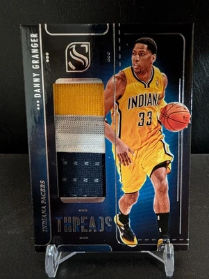 2024-25 Panini Silhouette Danny Granger Threads marcapasos usados en juegos (parche de 4 colores) Foto 1 de 4