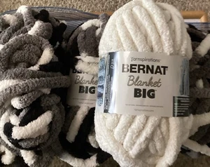 2 Pack Bernat Blanket Big Ball Yarn-Plus Bonus Approx. 2 skeins - Picture 1 of 5