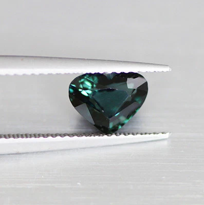 Piedra preciosa suelta de turmalina indicolita azul natural de buena calidad corazón de 1,50 quilates 6 mm Foto 1 de 3