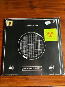 Kraftwerk - Radio-Aktivität First German 1975 Press Vinyl Radioactivity LP 1st