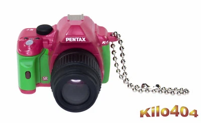 Pentax K-r ✯ Schlüsselanhänger ✯ Mockup ✯ Attrappe ✯ Ohne Funktion ✯ Blitzschuh - Bild 1 von 4