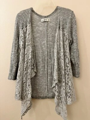 Abercrombie & Fitch Kids Girls Grey Draped Lightweight Floral Cardigan Size L/XL - Image 1 of 2